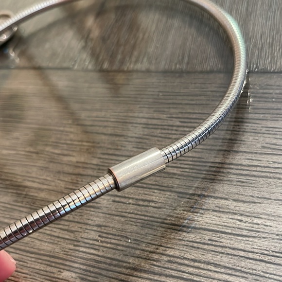 Vintage Silver-tone Round Omega Snake Chain with Pendant - Picture 4 of 16